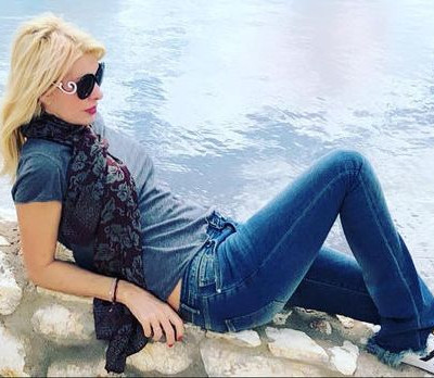 Ελένη Μενεγάκη: Το ταξίδι στη Λευκάδα και η φώτο με την γιαγιά που κάνει θραύση στο Instagram