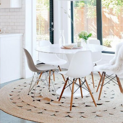 Πώς θα καθαρίσουμε, φέτος, τα χαλιά πριν τα μαζέψουμε;