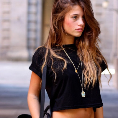 Δέκα νέοι τρόποι να φορέσεις crop top φέτος την άνοιξη