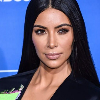 Κι όμως, η Kim Kardashian τόλμησε να ανεβάσει pic του 1999! Κυριολεκτικά αγνώριστη...