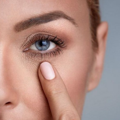 Πώς θα κάνεις τα μάτια σου να δείχνουν μεγαλύτερα σε 6 βήματα