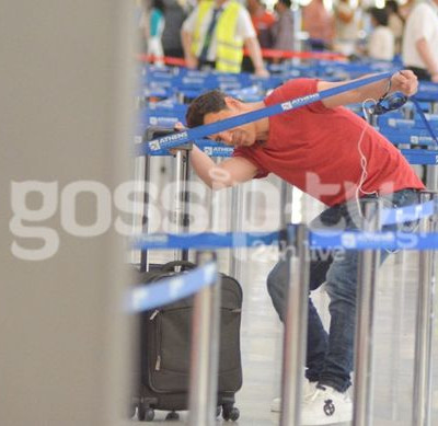 Επ, τι κάνεις εκεί Σάκη;