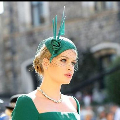Lady Kitty Spencer: Μάθαμε τα πάντα για την ανιψιά της Diana που «έκλεψε» τις εντυπώσεις στον γάμο