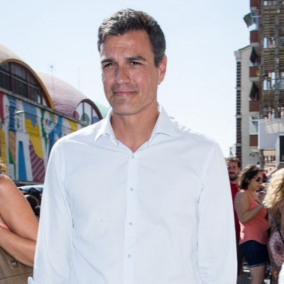 Ο Pedro Sánchez Pérez-Castejón είναι ο νέος Πρωθυπουργός της Ισπανίας και δεν τον λες απλά… ωραίο