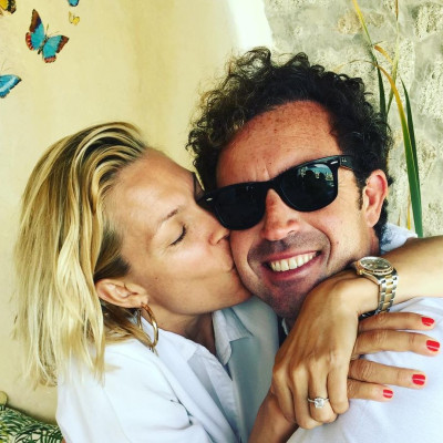 Έχει μείνει μισή! Δες πόσο έχει αδυνατίσει η Βίκυ Καγιά