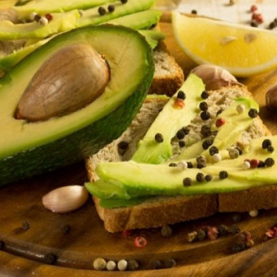 Τροφές με πολλές θερμίδες που «επιτρέπονται» στη δίαιτα