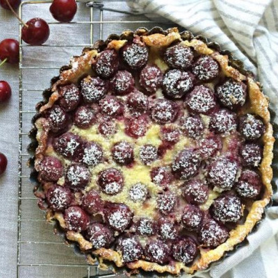 Clafoutis με κεράσια - Η πιο εύκολη γαλλική τάρτα