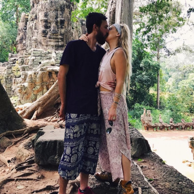 Η Kate Hudson κάνει διακοπές στη Μύκονο και μας δείχνει πόσο έχει φουσκώσει η κοιλίτσα της