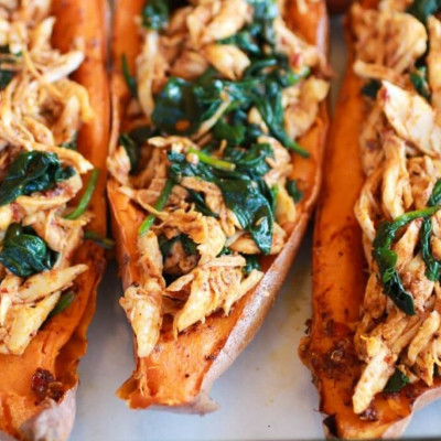 Συνταγή για πατάτα γεμιστή με γιαούρτι και κοτόπουλο!