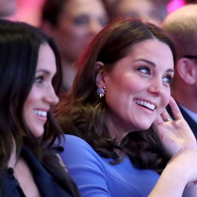 Πανικός στο Παλάτι: Στα μαχαίρια η Μeghan Markle με την Kate Middleton και δεν φαντάζεσαι το λόγο!
