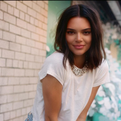 Πιο ερωτευμένη από ποτέ: Η Kendall Jenner και ο σύντροφος της σε μία έξοδο με τον sexy σύντροφό της