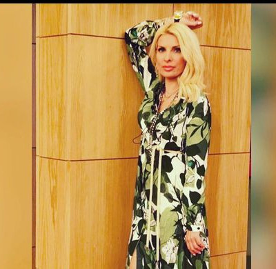 Ελένη Μενεγάκη: Ξεκίνησε τις διακοπές της και ανέβασε την πρώτη της φωτογραφία!