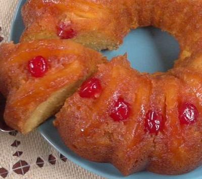 Ανάποδο κέικ με ανανά χωρίς μίξερ (video)