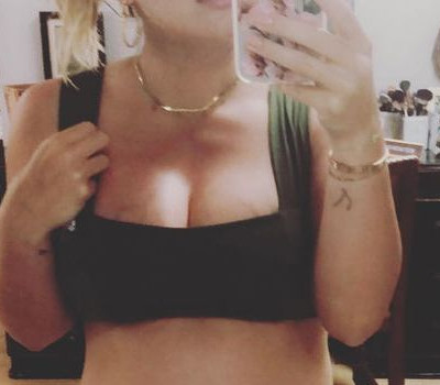 «Η εγκυμοσύνη είναι δύσκολη!» - Η selfie στον καθρέφτη και η εξομολόγηση (pics)