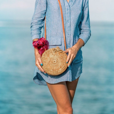 Όλα όσα πρέπει να περιέχει η τσάντα σου φέτος το καλοκαίρι