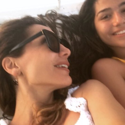 Δέσποινα Βανδή: Ατημέλητη και χωρίς μακιγιάζ στη Θεσσαλονίκη