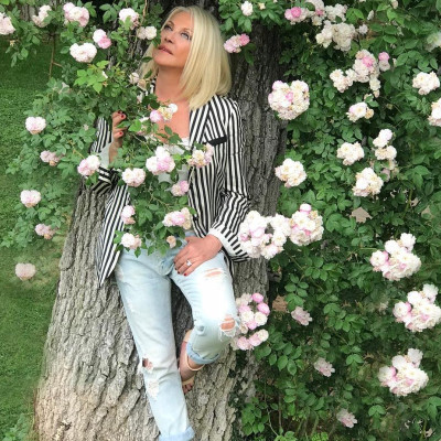 Ρούλα Κορομηλά: Δείτε με ολόσωμο μαγιό-Το μήνυμα που στέλνει στις γυναίκες