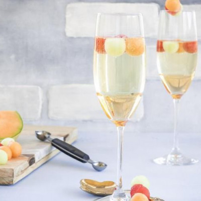 Παρεξηγημένες θερμίδες: Ποια ποτά χαρίζουν τις λιγότερες;