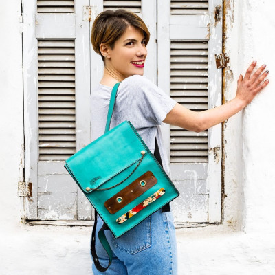 Fashion Guide: 7 backpacks για να πάρεις «την κατάσταση στις πλάτες σου»