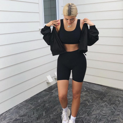 Η Kylie Jenner ανέβασε την πιο τρυφερή φωτογραφία με την κόρη της ever