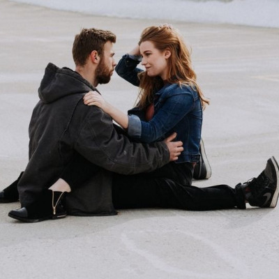 Πότε είναι η κατάλληλη ηλικία για την πρώτη φορά; Η ειδικός σου απαντά!