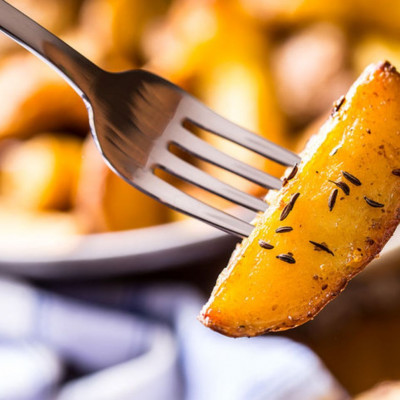 Πατάτες: Πόσες θερμίδες έχουν & ποιος είναι ο πιο υγιεινός τρόπος μαγειρέματος