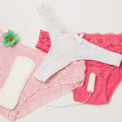 Περίοδος και καφέ αίμα: Γιατί συμβαίνει αυτό;