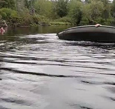 Αυτές είναι οι πιο αστείες βουτιές που έχετε δει (vid)