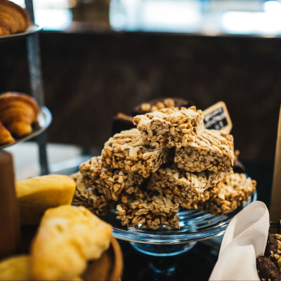 Τα πιο υγιεινά και νόστιμα σνακ για τη βόλτα ή το σχολείο