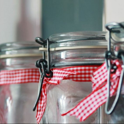 Πώς αποστειρώνουμε βάζα & μπουκάλια