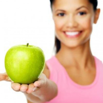 Δίαιτα: 5 φρούτα που πρέπει να αποφεύγετε & με ποια να τα αντικαταστήσετε (pics)