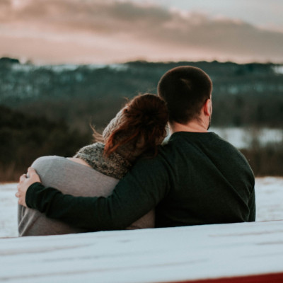 Εσύ τι hashtag θα δώσεις στη σχέση σας; Το πιο hot trend στα εφηβικά ζευγάρια