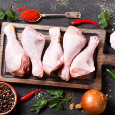 Ωμό κοτόπουλο: 8 λάθη που βάζουν σε κίνδυνο την υγεία σας (pics)