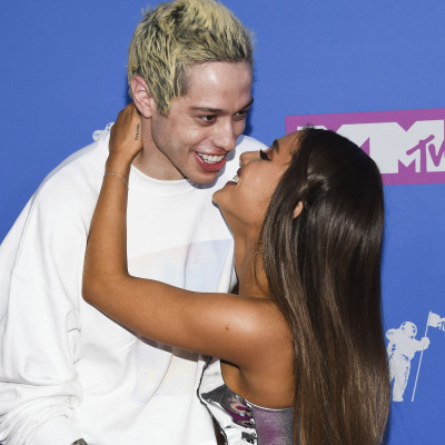 Μυστήριο με το τατουάζ της Ariana Grande για τον Pete Davidson: Δεν φαντάζεσαι πώς το κάλυψε