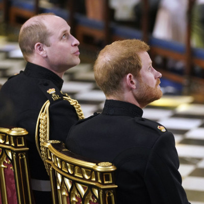 Εσύ θυμάσαι πώς ήταν ο πρίγκιπας Harry και ο William στην εφηβεία;