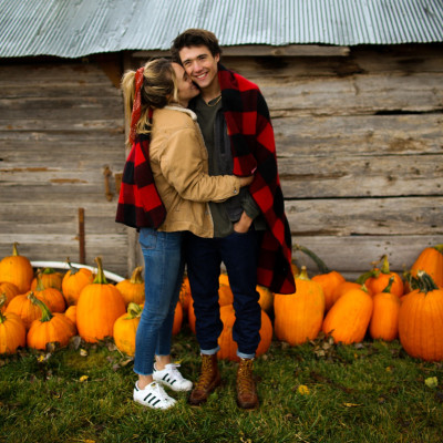 Όλα τα στοιχεία που δείχνουν ότι αρέσεις σε κάποιον φίλο σου
