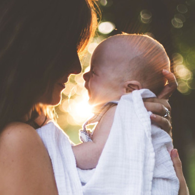 4 φίλες που θέλει κάθε νέα μαμά στη ζωή της!