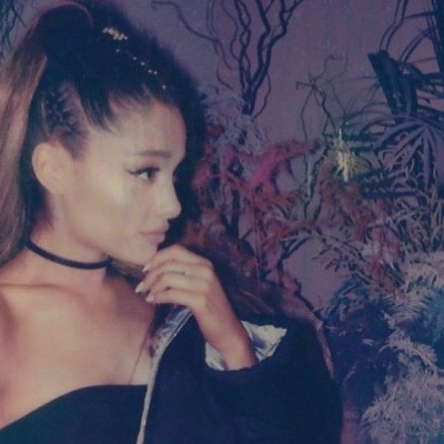 Η Ariana Grande κάλυψε ένα τατουάζ ακόμα με τον πιο χαριτωμένο τρόπο