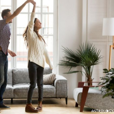 Ζώδια Σήμερα 10/11: Τρεις λαλούν και δυο χορεύουν!