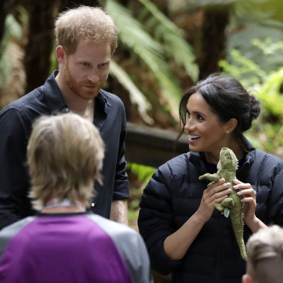 Η ρήξη στη σχέση των Harry και William και ο ρόλος της Meghan και του μωρού