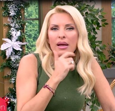 Ελένη Μενεγάκη: Δε πάει ο νους σας τι έψαχνε μανιωδώς στο instagram για τα παιδιά της