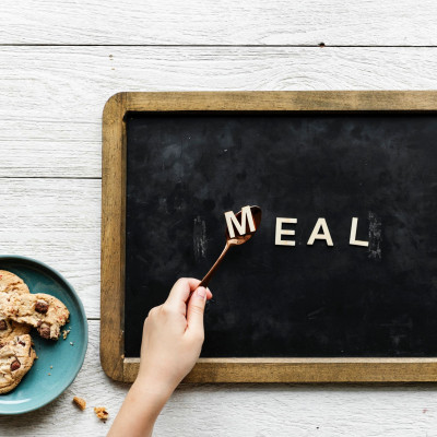 4 πράγματα που θα πρέπει να αλλάξεις για να είσαι αδύνατη ως τις γιορτές (και για πάντα)