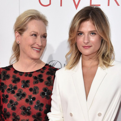 Αυτά είναι τα παιδιά που ακολούθησαν τα βήματα των διάσημων γονιών τους (vid)