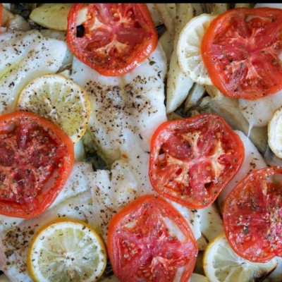 Μπακαλιάρος στο φούρνο με πατάτες