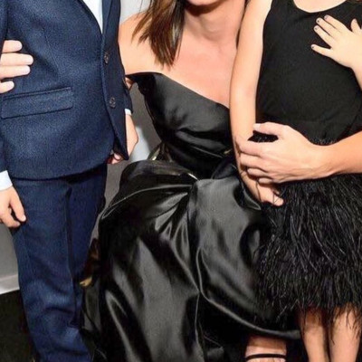 Ποια διάσημη μαμά είπε ότι βρίσκει διασκεδαστικό να βάζει τις φωνές στα «παιδιά της»;