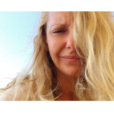 Μία beauty editor, ένας robust καφές και το πρωινό boost που έχει τόσο ανάγκη