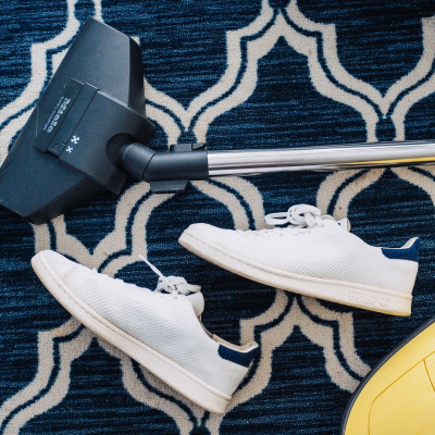 Λάσπη στο χαλί; Να πώς θα την καθαρίσεις