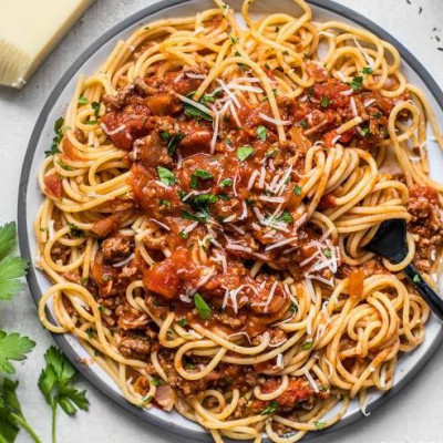 Μείωσε στο μισό τις θερμίδες της αγαπημένης σου μακαρονάδας με το πιο δημοφιλές τρικ