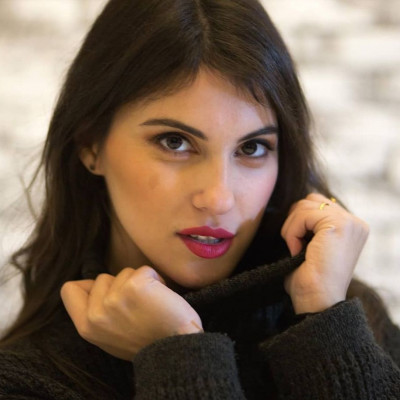 Ανακρίνουμε την τραγουδίστρια Κωνσταντίνα Χριστοπούλου: Οι Stavento, το Voice και τα σχέδιά της