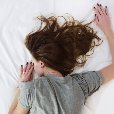 Το ρόφημα που βοηθά να νικήσεις τους πόνους περιόδου